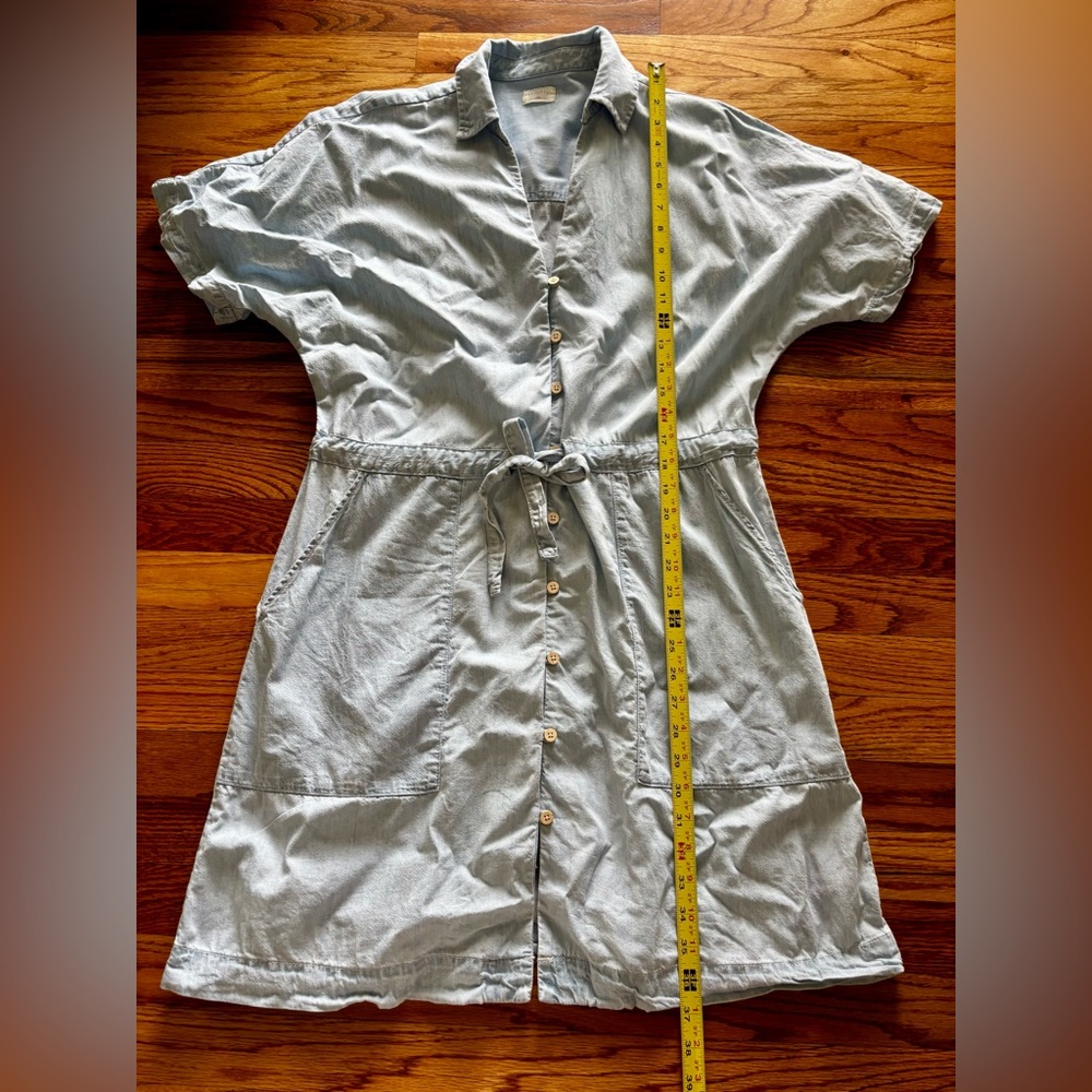 Faherty Light Blue Chambray Button-Front Shirtdre… - image 5